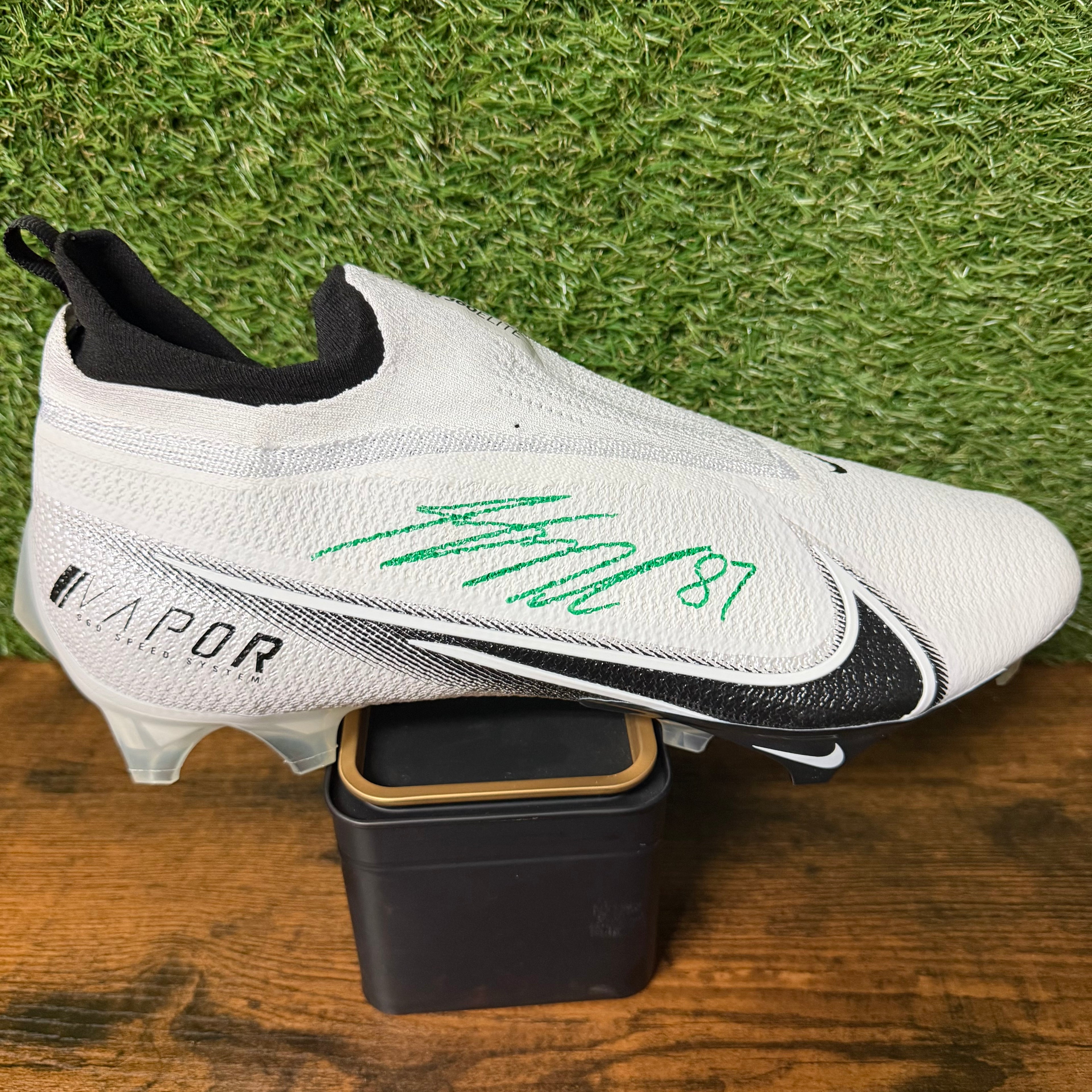 Jordy Nelson Signed Nike Cleat