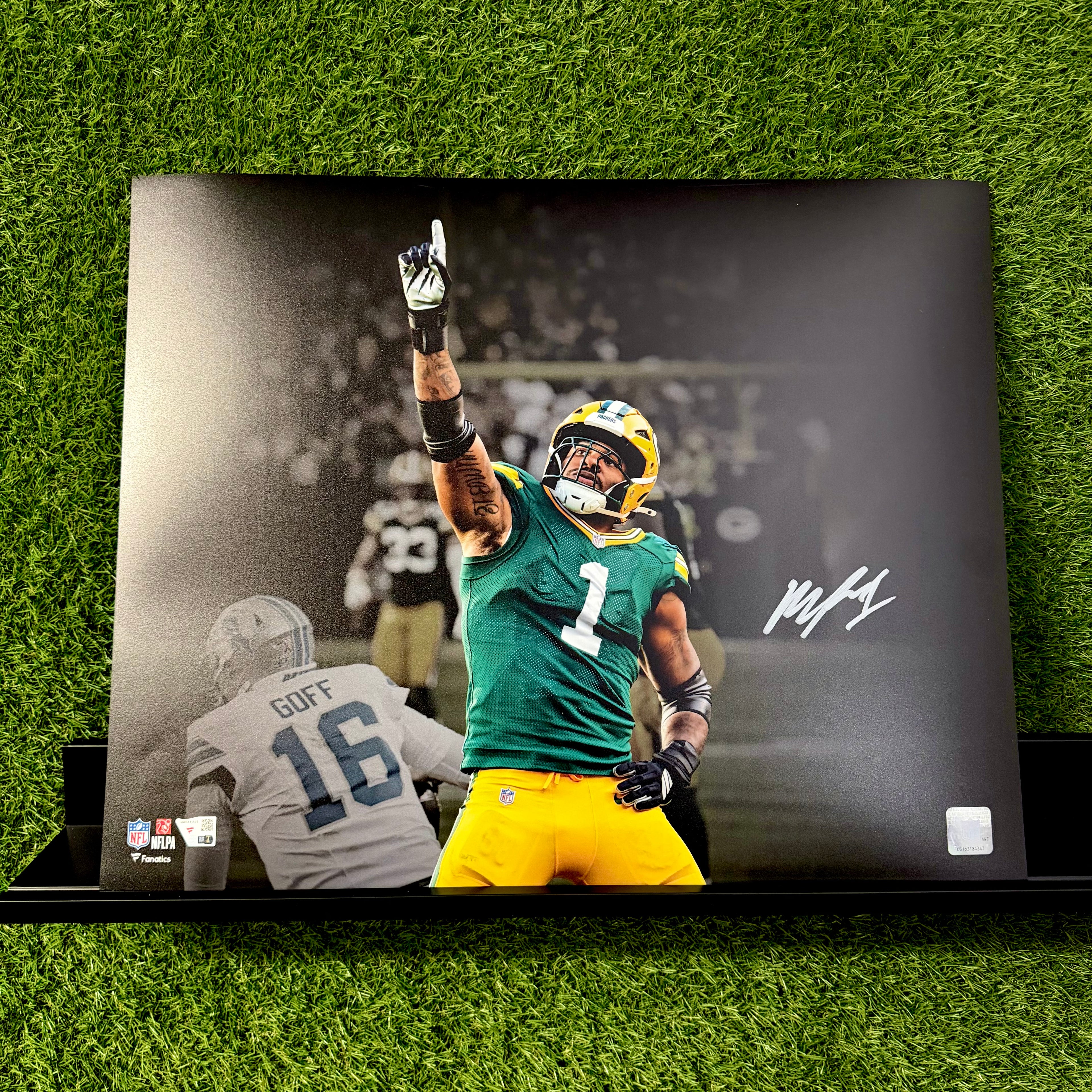 Micah Parsons Signed 16x20