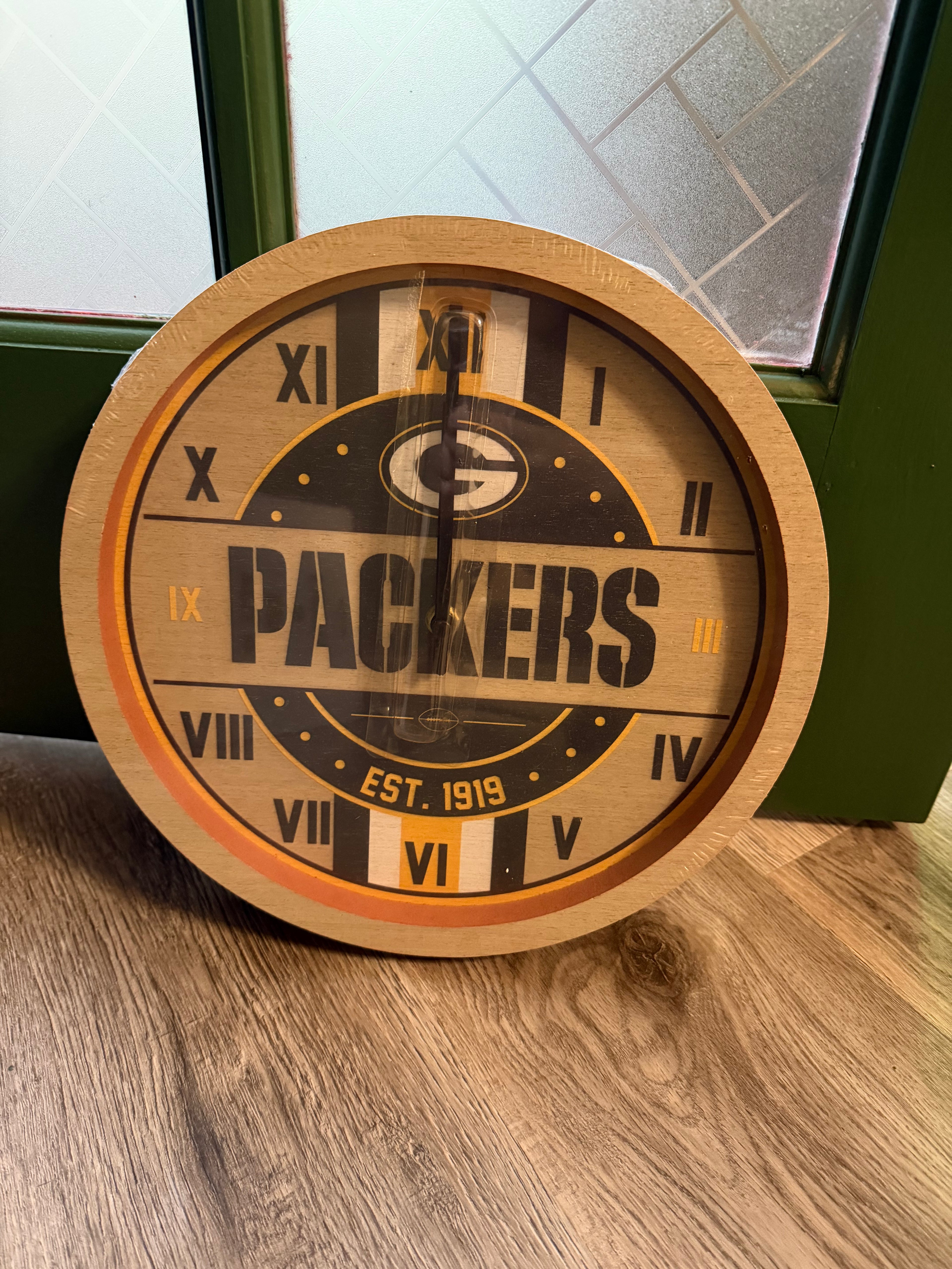 Wooden Barrel Clock