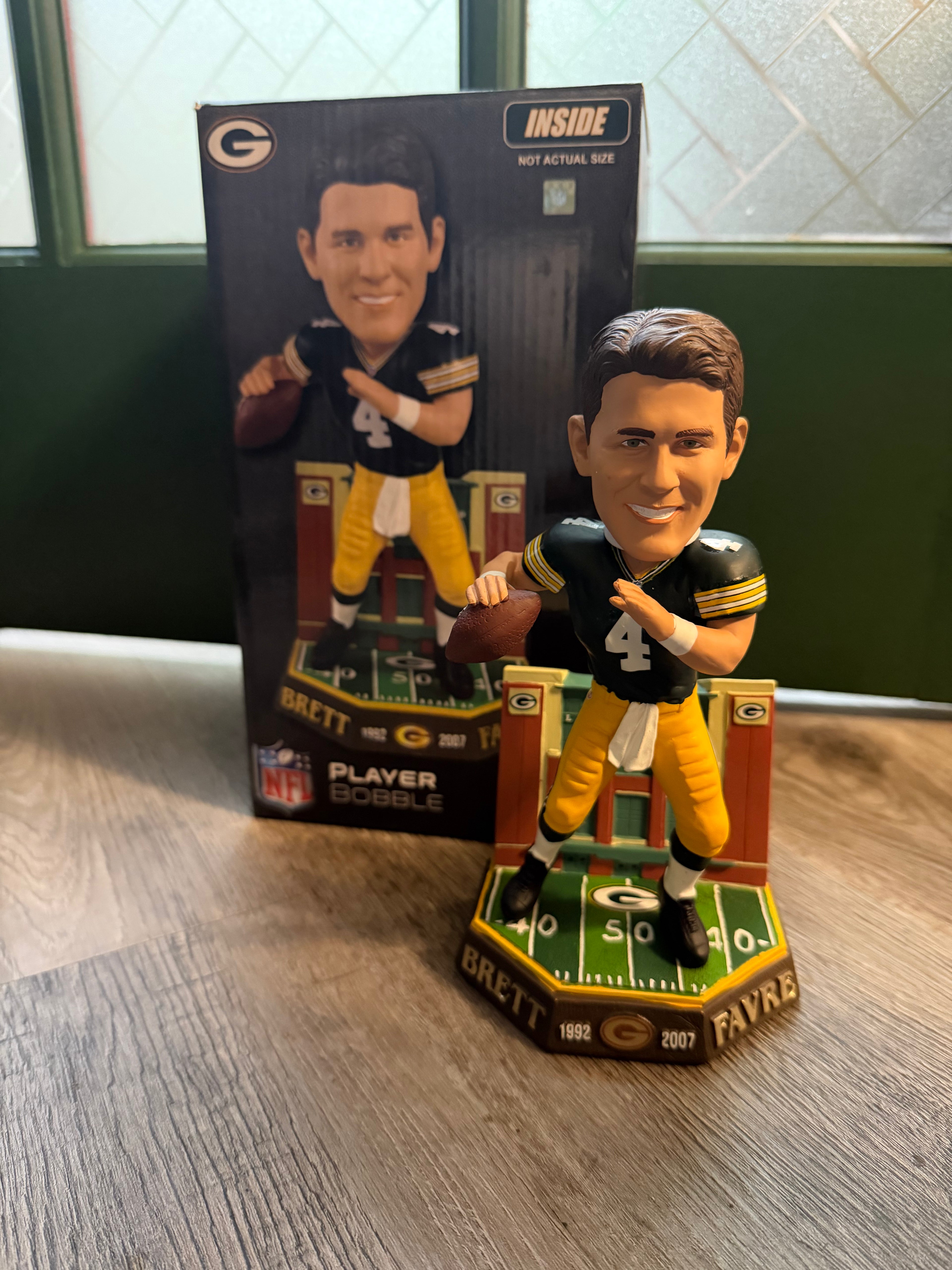 Brett Favre Progate Bobblehead