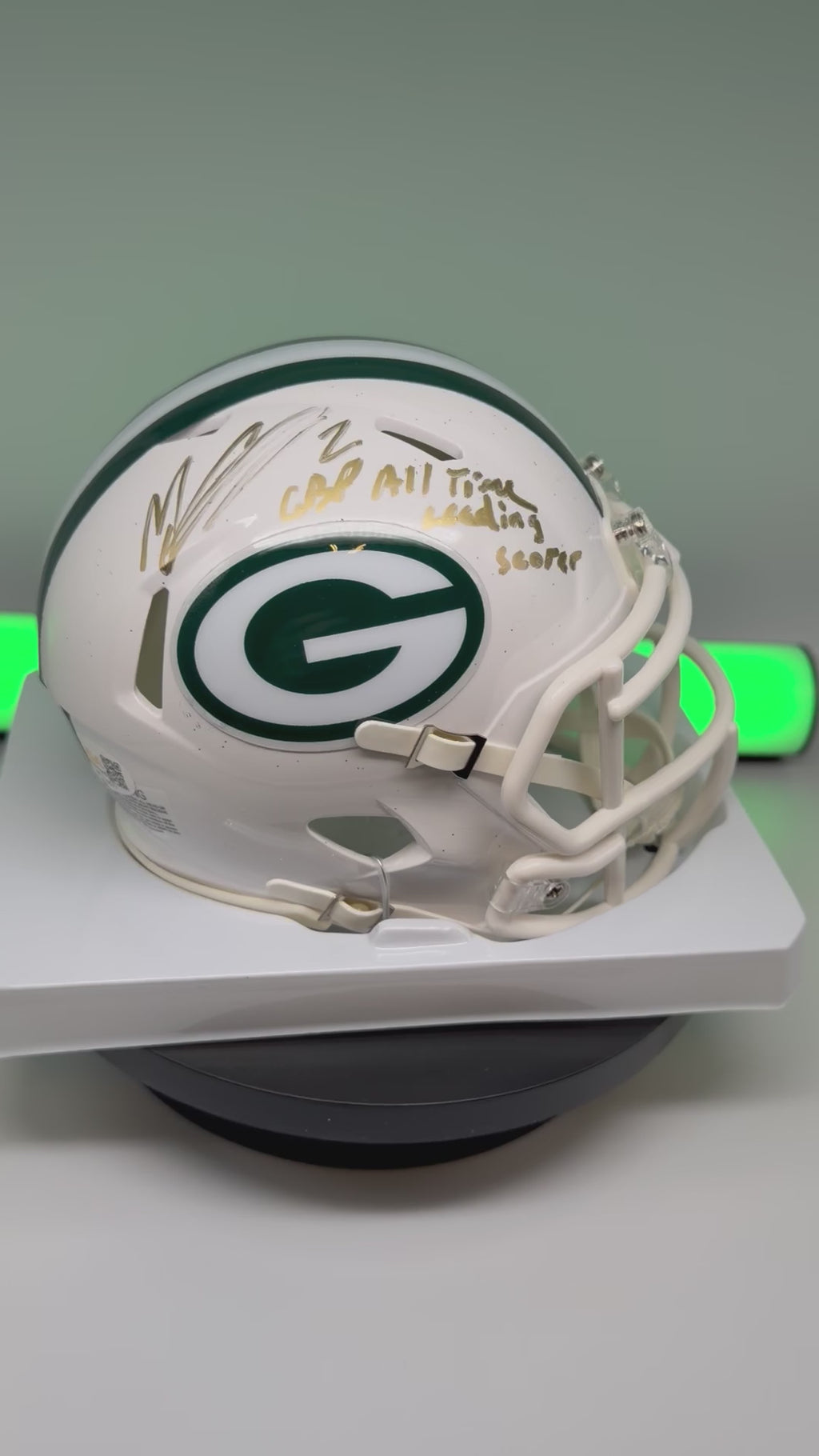 Video of mini helmet spinning on a turn table